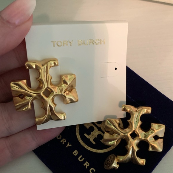 Tory Burch Exaggerated  Double T Golden ROXANNE Statement Earrings - Picture 11 of 11